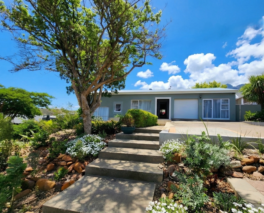 3 Bedroom Property for Sale in Swellendam Western Cape